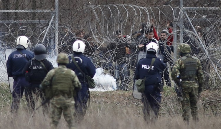 Κύμα αλληλεγγύης από την Εύξεινο Λέσχη Επισκοπής – Στέλνει τρόφιμα στον Έβρο για το στρατό