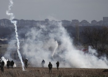 Spiegel: Η Τουρκία πυροδότησε τα επεισόδια στα ελληνικά σύνορα