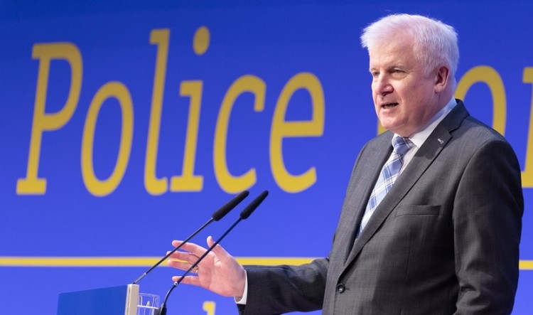 Γερμανία: Θα τηρήσουμε την δέσμευσή μας για υποδοχή ανηλίκων προσφύγων από την Ελλάδα