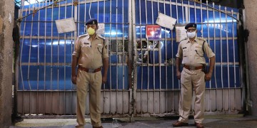 Ινδία: Εκτελέστηκαν τέσσερις άνδρες που είχαν καταδικαστεί για τον ομαδικό βιασμό φοιτήτριας