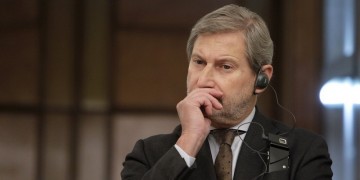 Γιοχάνες Χαν: Η ΕΕ θα παράσχει βοήθεια στην Τουρκία μόνο εάν τερματίσει τις «πολιτικές εκβιασμού»