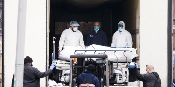 Κάθε λεπτό καταγράφονται 43 νέα κρούσματα κορονοϊού στις ΗΠΑ