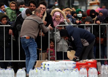 Επεισόδια στο λιμάνι της Μυτιλήνης με αιτούντες άσυλο
