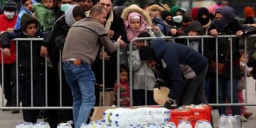 Επεισόδια στο λιμάνι της Μυτιλήνης με αιτούντες άσυλο