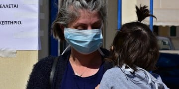 Άρση μέτρων: Παραμένουν οι άδειες ειδικού σκοπού για τους γονείς