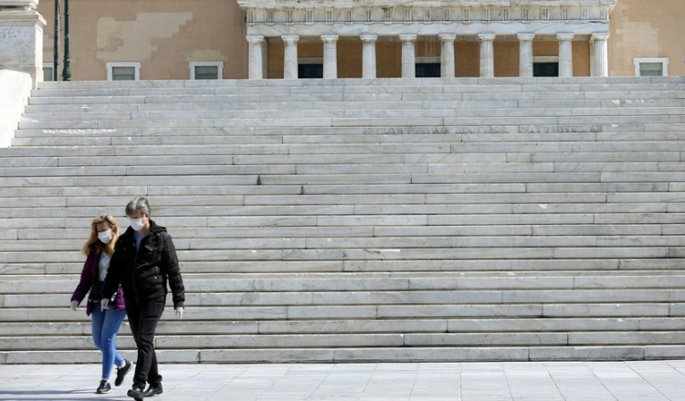 Κορονοϊός: Από σήμερα σε εφαρμογή τα νέα μέτρα για την Αττική