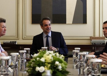 Μηχανισμός εθελούσιας επιστροφής για 5.000 μετανάστες από τα νησιά