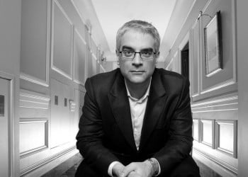 Κορονοϊός: Ο Χρηστάκης του Yale εξηγεί γιατί το προληπτικό κλείσιμο σχολείων σώζει ζωές