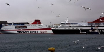 Γνωστά στελέχη των πολιτικών κομμάτων στο μεγάλο λιμάνι της χώρας, μένουν εκτός Βουλής (φωτ. αρχείου: ΑΠΕ-ΜΠΕ)