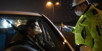 Στους 131 οι νεκροί Covid-19 στην Τουρκία