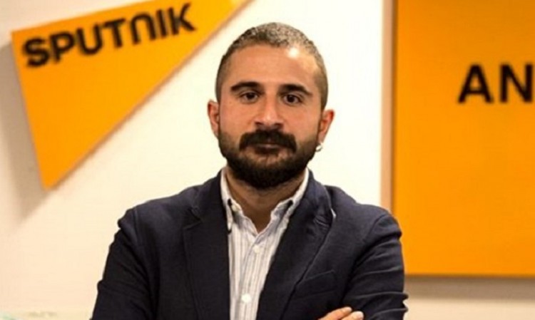 Sputnik: Ελεύθερος ο αρχισυντάκτης που συνέλαβαν οι τουρκικές Αρχές στην Πόλη