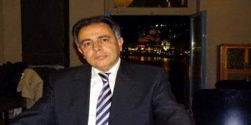 Μυτιλήνη: Να φύγουν αμέσως από το νησί οι 5.000 αιτούντες άσυλο ζητάει ο δήμαρχος Μυτιλήνης