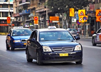 Μέχρι τον Μάρτιο του 2021 θα κυκλοφορούν τα πρώτα ηλεκτρικά ταξί σε Αθήνα-Θεσσαλονίκη