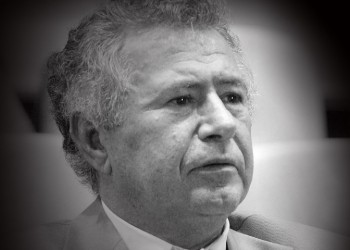 Πέθανε ο Μιχάλης Τροχανάς