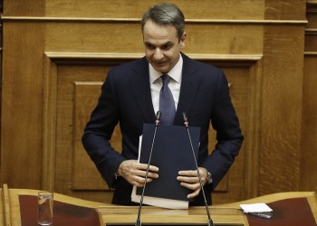 Βουλή: Στη συζήτηση για τα μέτρα αντιμετώπισης του κορονοϊού ο Κυριάκος Μητσοτάκης (live)