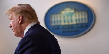 Κορονοϊός: Οι ΗΠΑ ξεπέρασαν την Ιταλία σε νεκρούς – Άρση των μέτρων συζητά ο Τραμπ