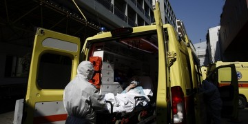 Άνδρας έπεσε από μπαλκόνι τρίτου ορόφου στο Άργος 5