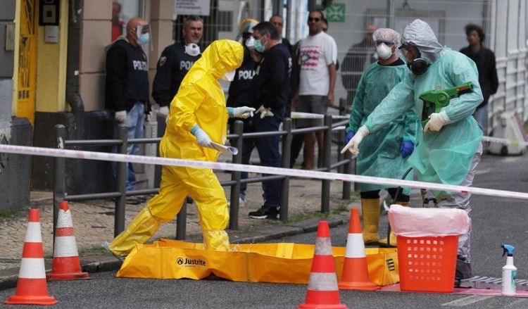 Πάνω από 160.000 νεκροί από τον κορονοϊό – Τουλάχιστον 2,3 εκατ. τα κρούσματα