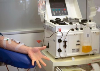 Βρετανία: Δοκιμές με πλάσμα σε ασθενείς με Covid-19