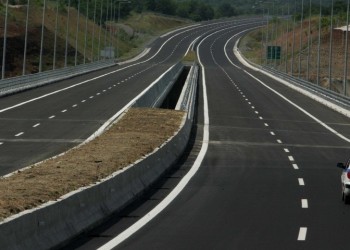 Χαλκηδόνα Θεσσαλονίκης: Άνοιξε ο αυτοκινητόδρομος ΠΑΘΕ μετά τη σύγκρουση δύο φορτηγών