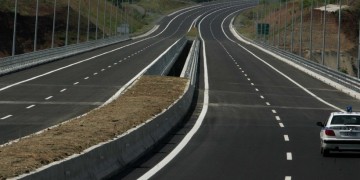 Χαλκηδόνα Θεσσαλονίκης: Άνοιξε ο αυτοκινητόδρομος ΠΑΘΕ μετά τη σύγκρουση δύο φορτηγών