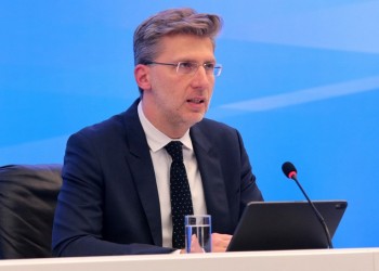 Άκης Σκέρτσος: Το σχέδιο σταδιακής αποκλιμάκωσης και επιστροφής σε μια καθημερινότητα υψηλού ρίσκου επιβάλει νέους κανόνες (pdf)