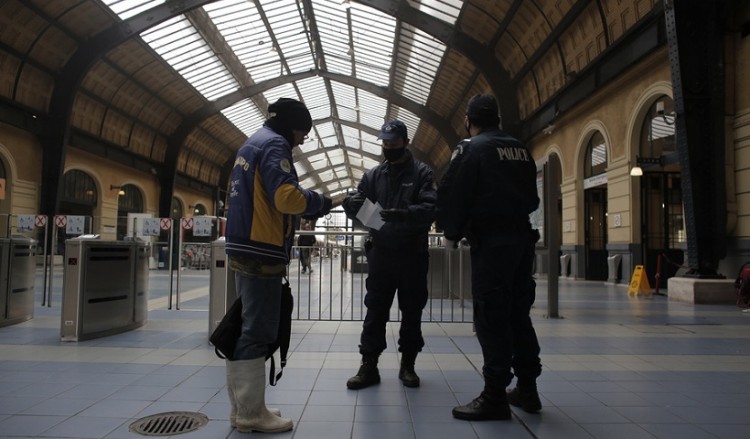 Απαγόρευση κυκλοφορίας: 15.111 παραβάσεις σε όλη την επικράτεια