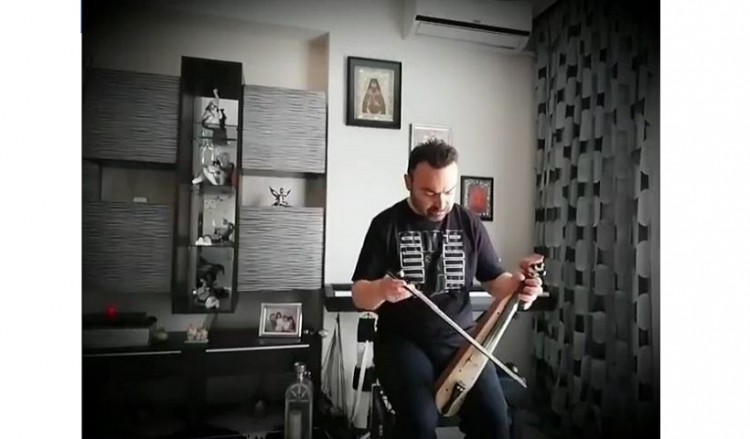 Επιτραπέζια ποντιακά από το… σαλόνι του Αλέξη Παρχαρίδη (βίντεο)