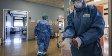 Ξεπέρασαν τους 59.000 οι θάνατοι από τον κορονοϊό σε όλο τον κόσμο