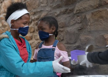 Η πανδημία απειλεί να βυθίσει στη φτώχεια επιπλέον μισό δισ. ανθρώπους