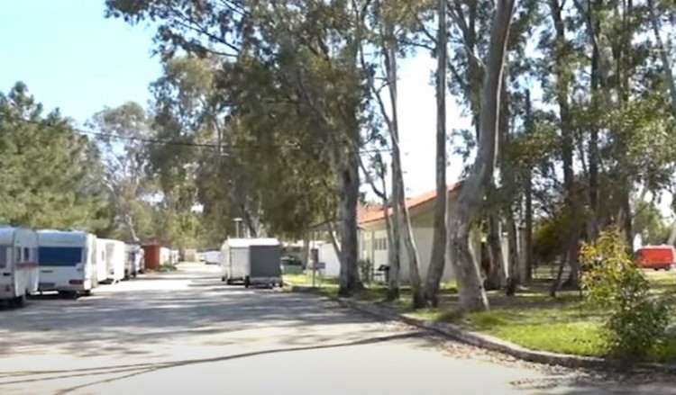 Τι γίνεται με τους 41 τουρίστες που είναι εγκλωβισμένοι στο Δρέπανο Θεσπρωτίας λόγω κορονοϊού