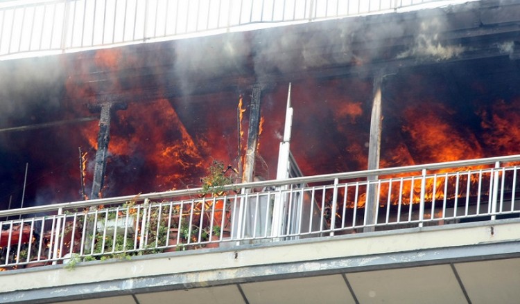 Πυρκαγιά σε διαμέρισμα στη Θεσσαλονίκη – Με εγκαύματα στο νοσοκομείο ένας ένοικος