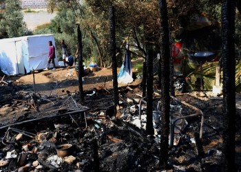 Πυρκαγιά εντός του ΚΥΤ Σάμου