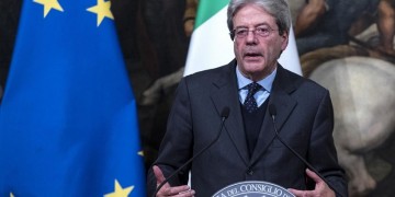 Επίτροπος Οικονομικών της ΕΕ: Θα χρειαστούν 1,5 τρισ. ευρώ για την αντιμετώπιση του κορονοϊού