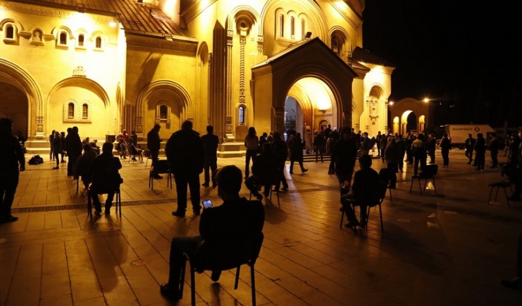 Covid-19: Ούτε στη Γεωργία οι χριστιανοί έμειναν στα σπίτια τους