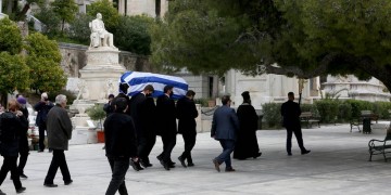 Η Ελλάδα αποχαιρέτησε τον μεγάλο αγωνιστή Μανώλη Γλέζο (φωτο)