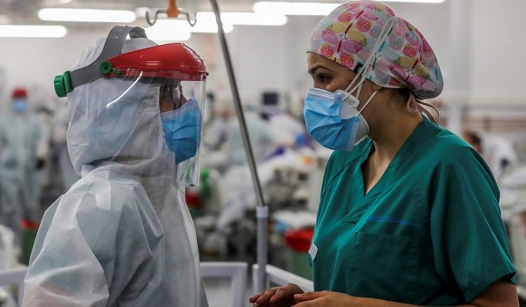 Κορονοϊός: Μείωση ημερήσιου αριθμού θανάτων στην Ισπανία