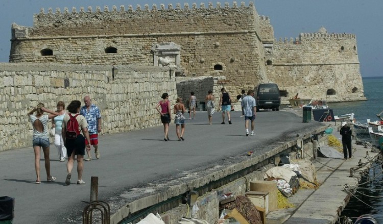 Έκτακτα μέτρα για τον κορονοϊό στο Ηράκλειο Κρήτης