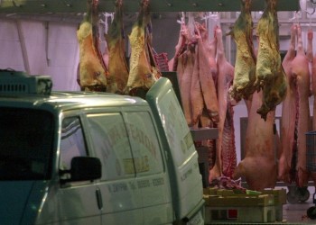 Ομοσπονδία Κρεοπωλών ενόψει Πάσχα: Υπάρχει επάρκεια, καλύτερα να γίνουν εγκαίρως οι παραγγελίες κρέατος