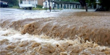 Τρίκαλα: Διακοπή κυκλοφορίας στο επαρχιακό οδικό δίκτυο από βροχοπτώσεις