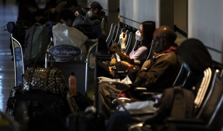 ΗΠΑ: Ο Τραμπ αναστέλλει τη μετανάστευση προς τις ΗΠΑ