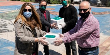 Οι Αντετοκούνμπο δεν ξεχνούν τη γειτονιά τους στα Σεπόλια – Δώρισαν 10.000 μάσκες