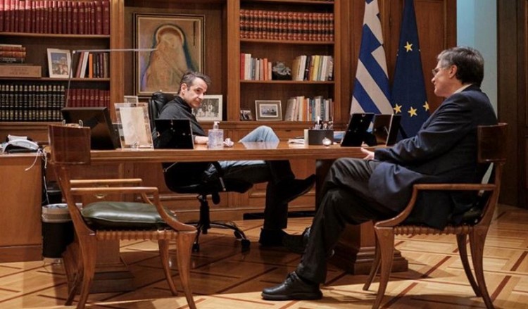 Οδικό χάρτη ετοιμάζει το Μαξίμου για την άρση των μέτρων για τον κορονοϊό