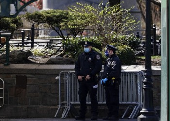 Ο νέος κορονοϊός καλπάζει στις ΗΠΑ