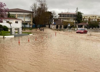 Δραματικές ώρες σε Σκόπελο, Σκιάθο, νότιο Πήλιο και Ζαγορά – Κηρύχθηκαν σε κατάσταση έκτακτης ανάγκης