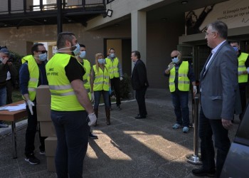 Θεοδωρικάκος: Επέκταση άδειας ειδικού σκοπού έως τις 10 Μαΐου