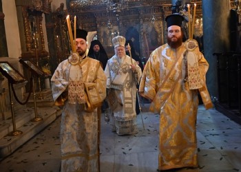 Συγκίνηση στο Φανάρι όπου εορτάστηκε το φετινό Πάσχα χωρίς την παρουσία πιστών