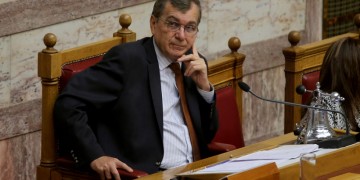 Πέθανε ο Δημήτρης Κρεμαστινός – Έδωσε μάχη με τον κορονοϊό