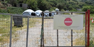 Μεταναστευτικό: Τελική χωροθέτηση δομών σε τρία νησιά