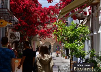 Βελτιωμένος καιρός το Σάββατο, κανονικές οι θερμοκρασίες